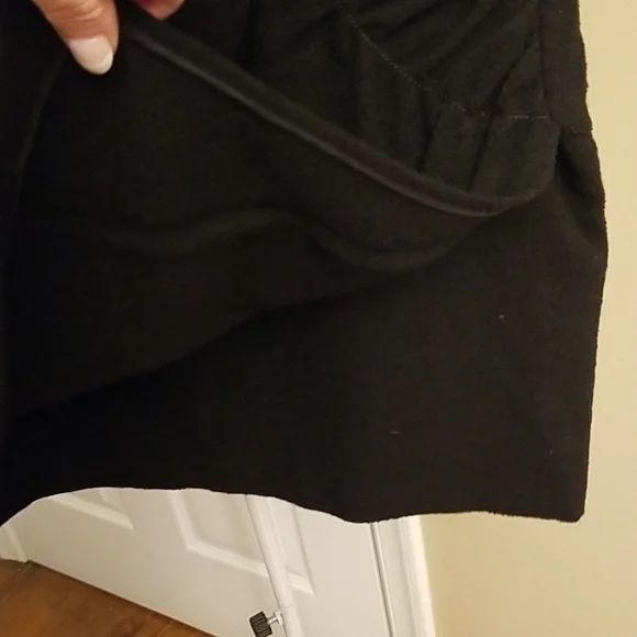 Black Leon Max Limited Edition Skirt. - Picture 4 of 13